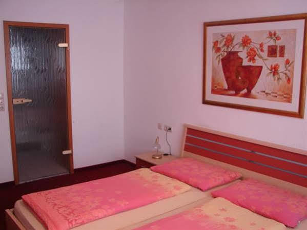 Altstadt Hotel Self Check-In Вюрцбург Экстерьер фото